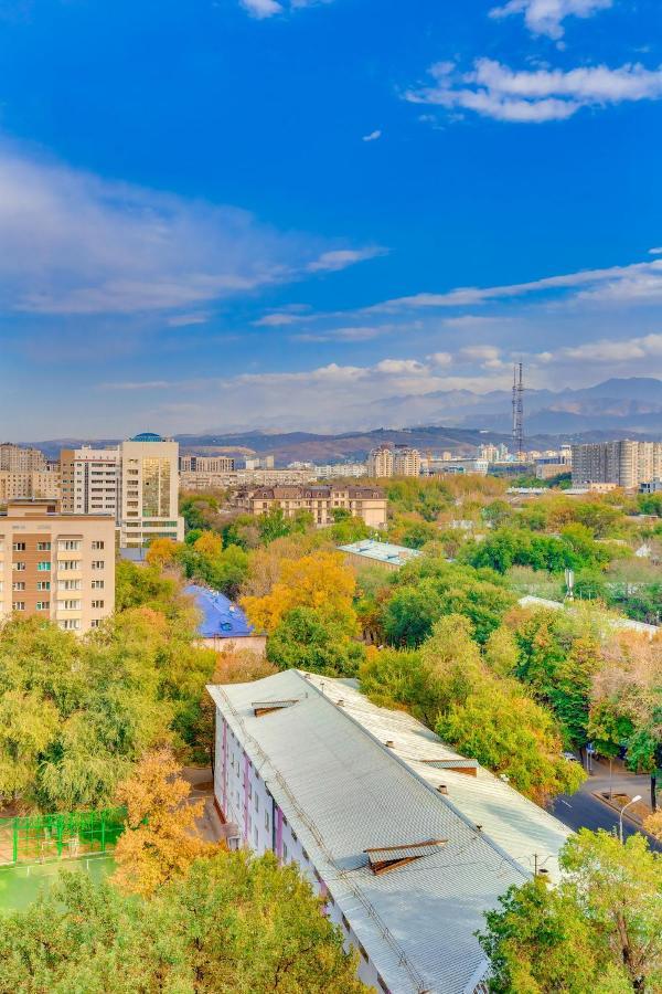 "Asaapart" Lamiya Apartman Almati Kültér fotó